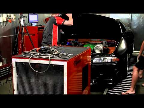 Widebody Nissan Skyline R32 at Hi Power Racing Dyno Day