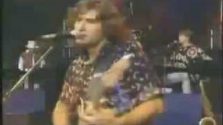 Download lagu Dire Straits - Walk of Life Live mp3