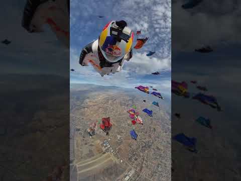 “One Wing” 20 way Wingsuit formation flight