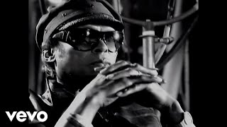 Miles Davis - Decoy (Video)