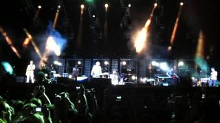 Ligabue - A.A.A. Qualcuno Cercasi - Rock in Napoli 2012 HD