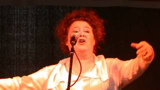 Maura O Connell singing feet of a dancer