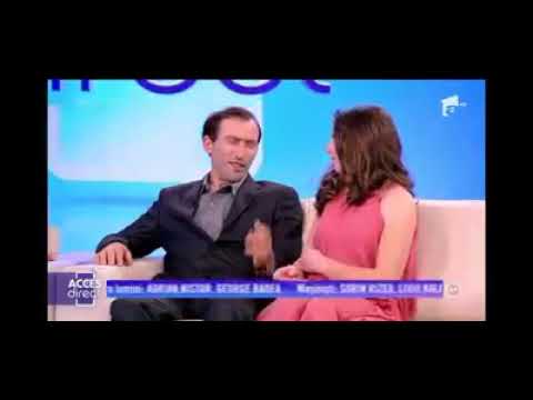 Vulpita și Viorel făcând declarații de dragoste unu celuilalt 😅