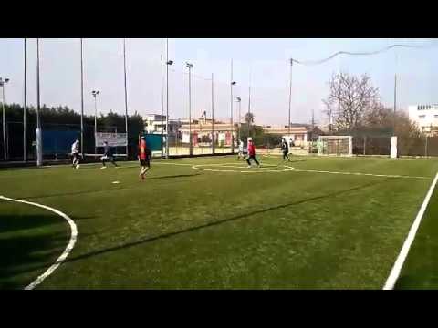 Papà Piccoli Amici e allenatori vigilia alla scuola calcio SC Free Time