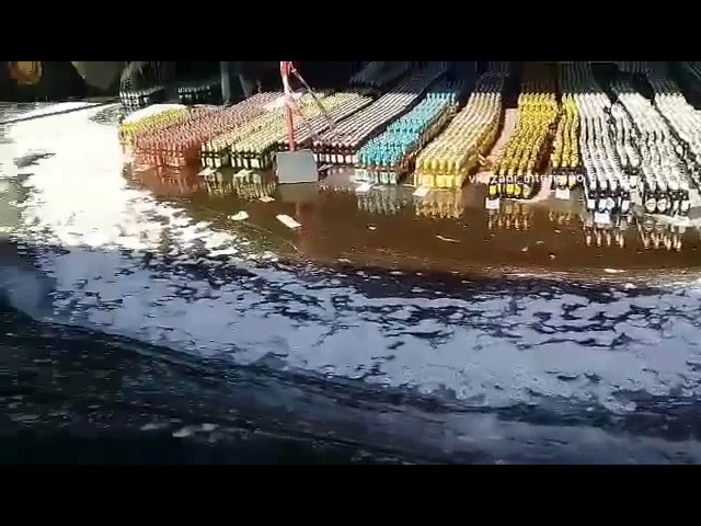 Казанда акты ярсып сыра “елгасы”: бу хәлне күреп, йөрәге әрнегәннәр дә бар (ВИДЕО)