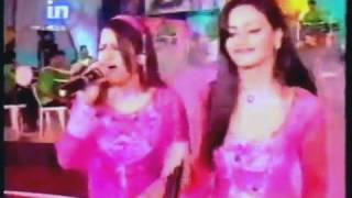 Copy of Preeti Pinky sing in a Dandiya Concert