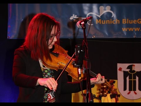 "Best Buy" Bettina Kuhn mit B-471 + special Guests, Munich Bluegrass-Festival 2015