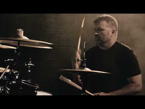 Staind Ghosts — oficjalny teledysk zespołu
