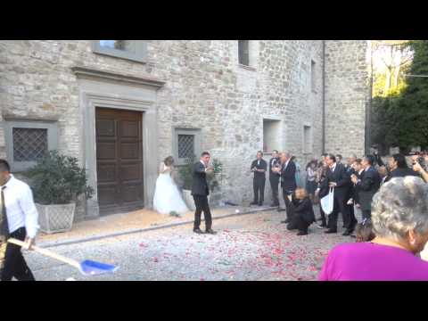 Dimostrazione del vero lancio del riso - Matrimonio Andrea e Angela