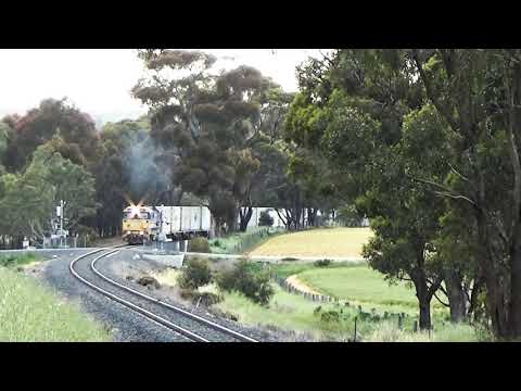 freight trains in Victoria