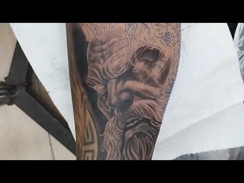 LIVE TATTOO BLACK AND GRAY by Zar1