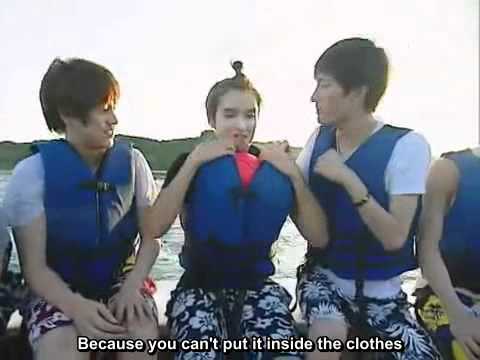 (Eng Sub) 111030 Celebrity Tour Guides - Cute Ryeowook with ball