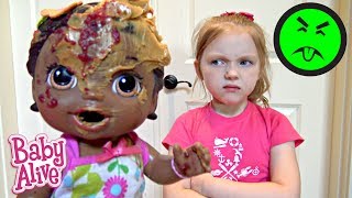BABY ALIVE makes a MESS! FUN and FAILS! The Lilly and Mommy Show. The TOYTASTIC Sisters. FUNNY SKIT