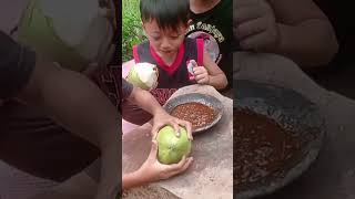 Download lagu Rujak kelapa cengkir #shorts mp3 Download lagu Rujak kelapa cengkir #shorts mp3