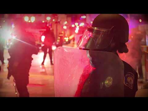 Black & Blue: uno speciale di Court TV sul sistema di giustizia penale e gli afroamericani | COUR...