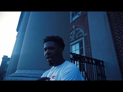 VELI 121 - HALF OF IT