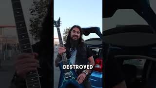Download lagu James Hetfield Gifts Robb Flynn his Green Flame V #heavymetal #metallica #machinehead mp3 Download lagu James Hetfield Gifts Robb Flynn his Green Flame V #heavymetal #metallica #machinehead mp3