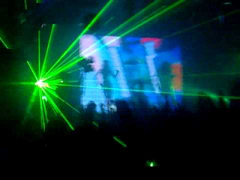 Masoud feat. Josie - Leave It All Behind (Tritonal Air Up There Mix)