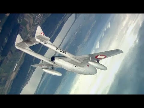 AIR14 Heritage Flight : Hawker Hunter, F5-Tiger, Mirage III, Vampire