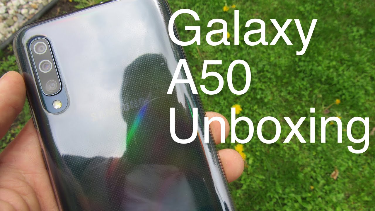 Samsung Galaxy A50 Unboxing (SHOWING EARBUDS)