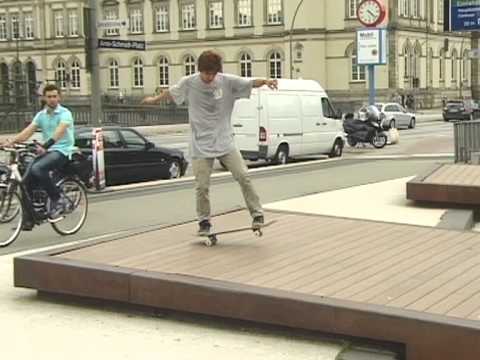 LACES II Series Clip feat. Kenny Hopf & Simon Schulz