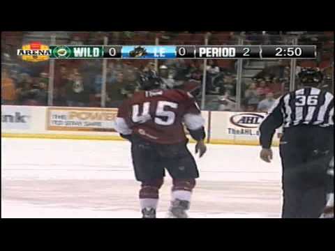 Mikael Tam vs Jake Dowell