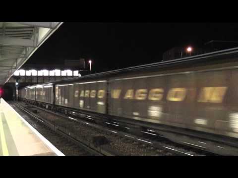 (HD) Stobart Rail 92017 Passes Tonbridge Working 6D71 - 2/11/11