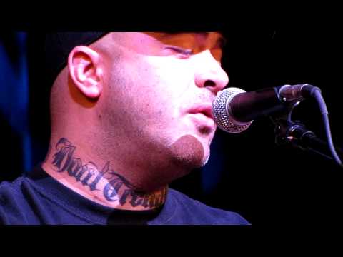 Thumbnail for Aaron Lewis of Staind "Walk On Water" or "Vicious Circles" (partial) Atlantic City, NJ 02/13/2010 by Staind