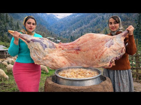 Whole Lamb Cooked in Its Own Fat | Ancient Nomadic Recipe of Iran 🔥🐑