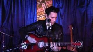 Chris Taylor Brown from Trapt - Bring It (acoustic)