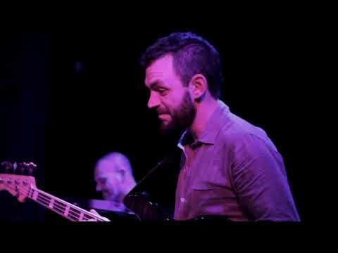 Deborah Dixon & La Fundación de Funk - Diggin' On James Brown