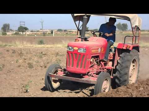 URP DC-45 Hydraulic Reversible Plough