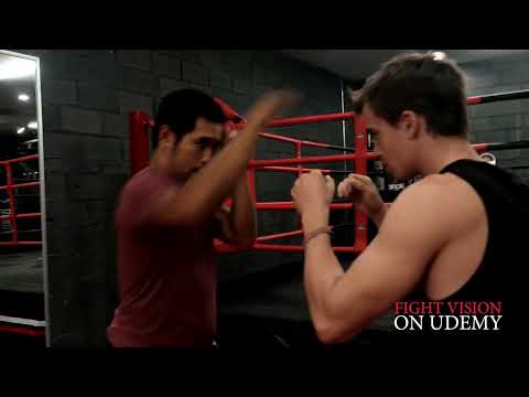 Straight Knee Kho Drong Muay Thai