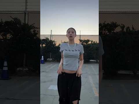 Extral Jennie🤲🏻#jennie #doechii #extral #blackpink #lisa #rosé #jisoo #viralshorts