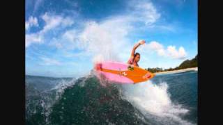 Lonely Women Make Good Lovers