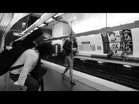 clip AKLI D. thé à la menthe 2011