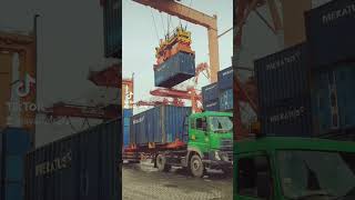 Download lagu #storywa #shorts #container #pelabuhan #trailer #petikemas #rtg mp3