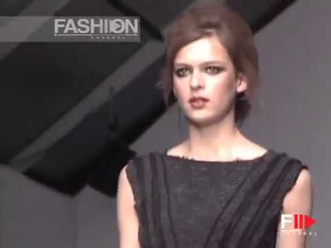 "Alberta Ferretti" Autumn Winter 2004 2005 Milan 1 of 3 Pret a Porter Woman by FashionChannel
