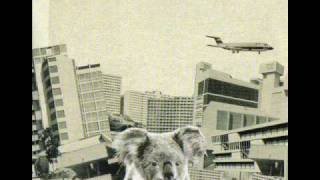 Koalas Desperados - Vengo (ft. Paco Mendoza, Akua Naru & Bezegol)