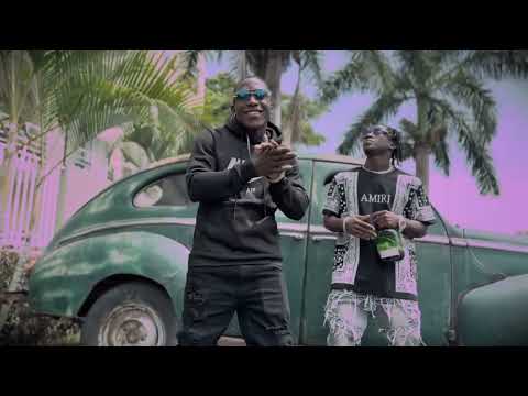 Por las calles del amor - Hermanos Music Oficial Video