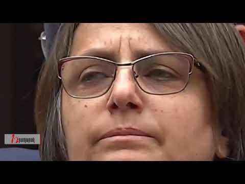 Հանրահավաքի մասնակիցները արտասվեցին Մրոյի երգի ընթացքում