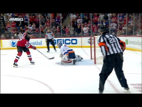 Devils, Islanders battle for the win in the shootout