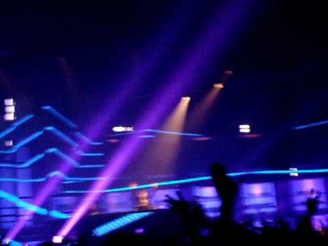 Arty vs. Reflekt feat. Delline Bass -- Hope vs. Need To Feel Loved (Above & Beyond Mashup).MPG