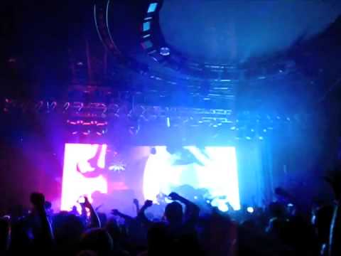 Tiesto : Wippenberg﻿ vs. U2 - Bloody Drumster (Wippenberg Mashup) @ Trädgården, Gothenburg