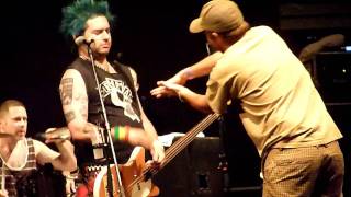 NOFX - Intro + Dinosaurs Will Die - Live @ Punk Rock Holiday 1.1