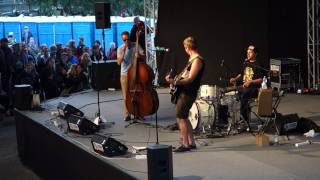 Pietarin spektaakkeli - Kuuma mama - live at Pori Jazz 2015