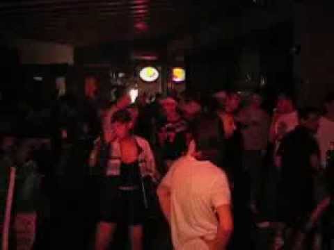 DJ HeinricH 11/07/2004 100% AREA INDOOR!!