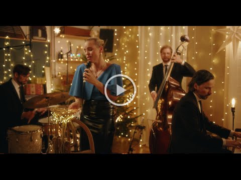 Wonderful Christmastime  (Paul McCartney) - Grammophon Jazzband