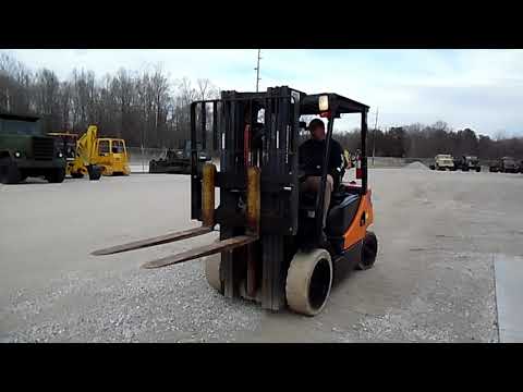 2011 Doosan G30P5 fork lift C&C Equipment Low hours!!