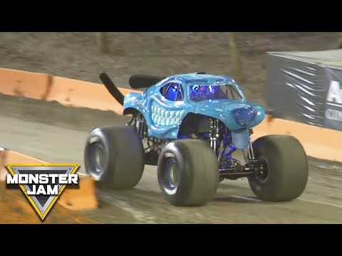 Cynthia Gauthier's Big Air Jump | Monster Jam All-Star Challenge | Monster Jam
